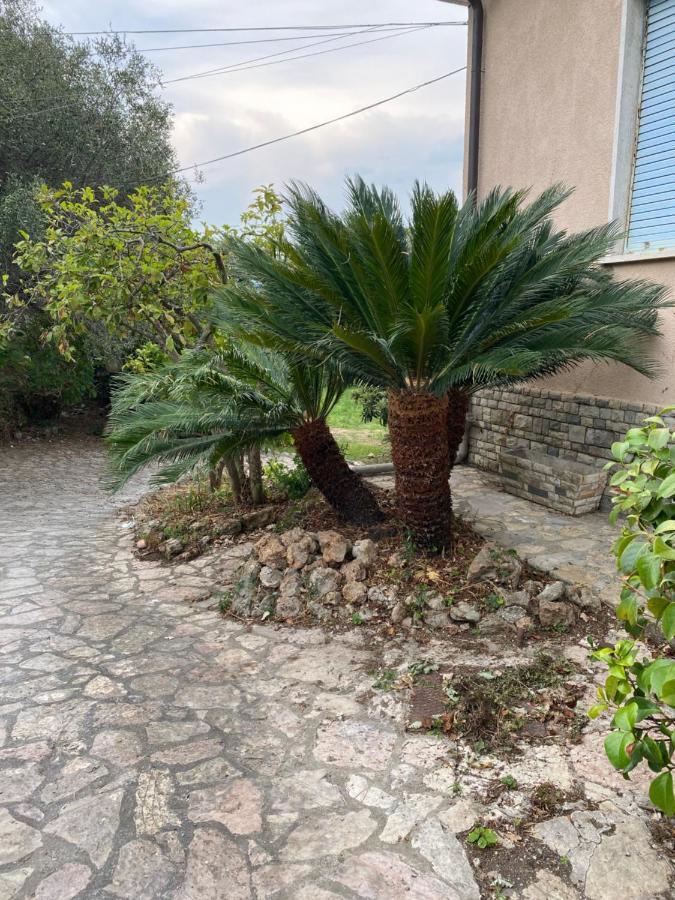 Romito Magra Il Giardino Delle Cycas 아파트 외부 사진